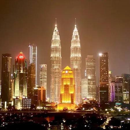Nour Homestay Klcc View - Comfort